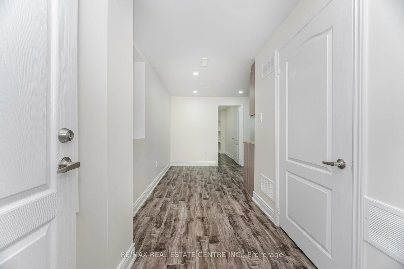 36, Callalily, Northwest Sandalwood Parkway, Brampton