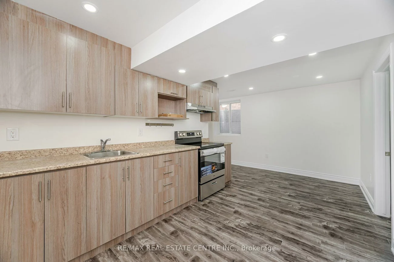 36, Callalily, Northwest Sandalwood Parkway, Brampton
