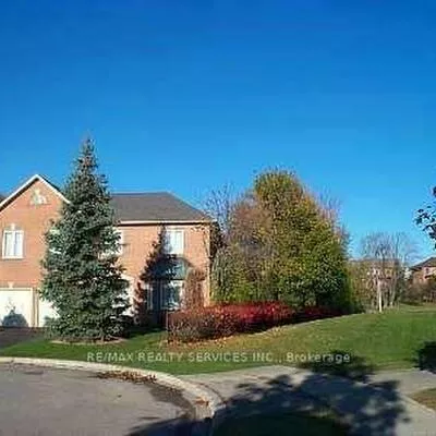 26, Hacienda, Snelgrove, Brampton
