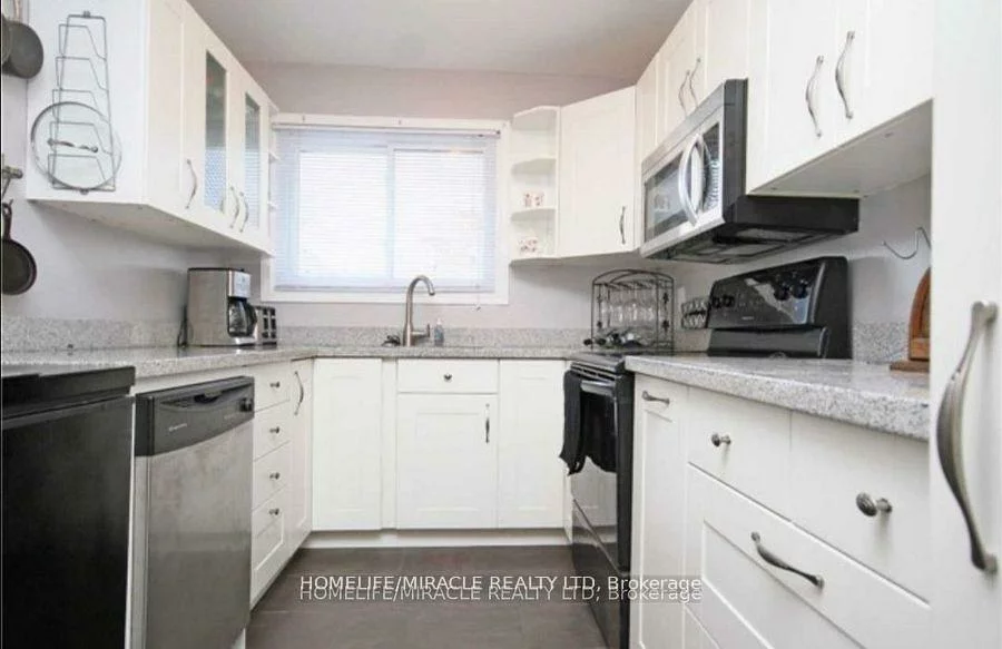 41, Hindquarter, Central Park, Brampton