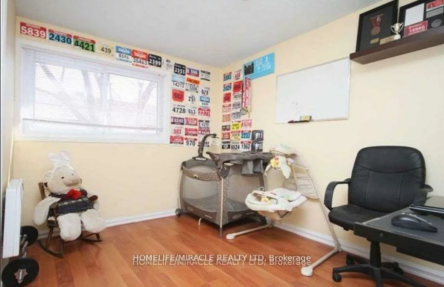 41, Hindquarter, Central Park, Brampton