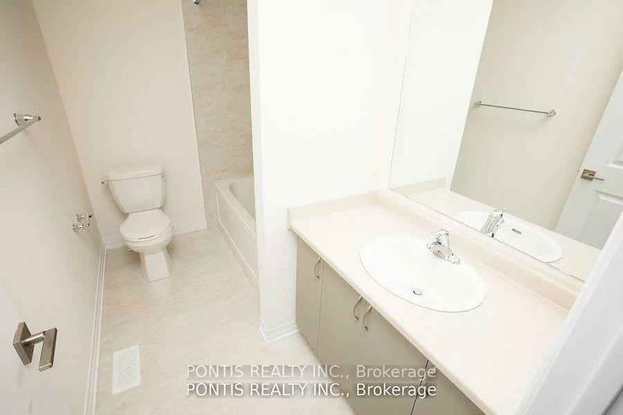 84, Fieldridge, Brampton North, Brampton