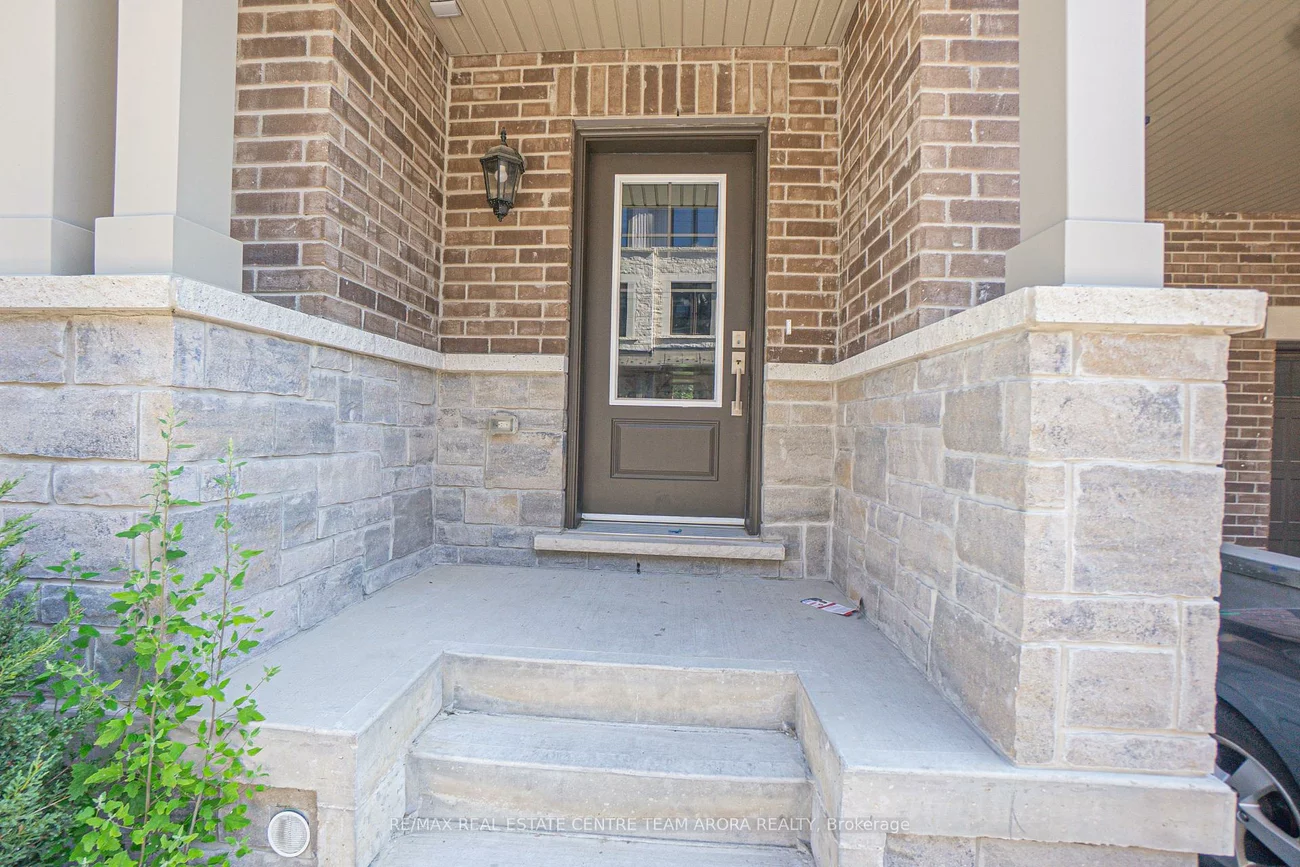 9, Folcroft, Credit Valley, Brampton