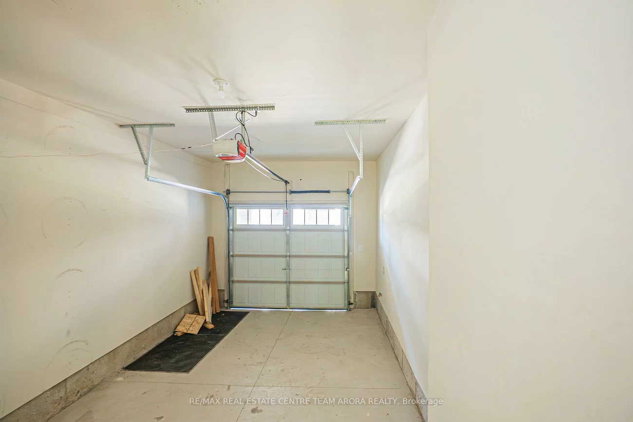 9, Folcroft, Credit Valley, Brampton
