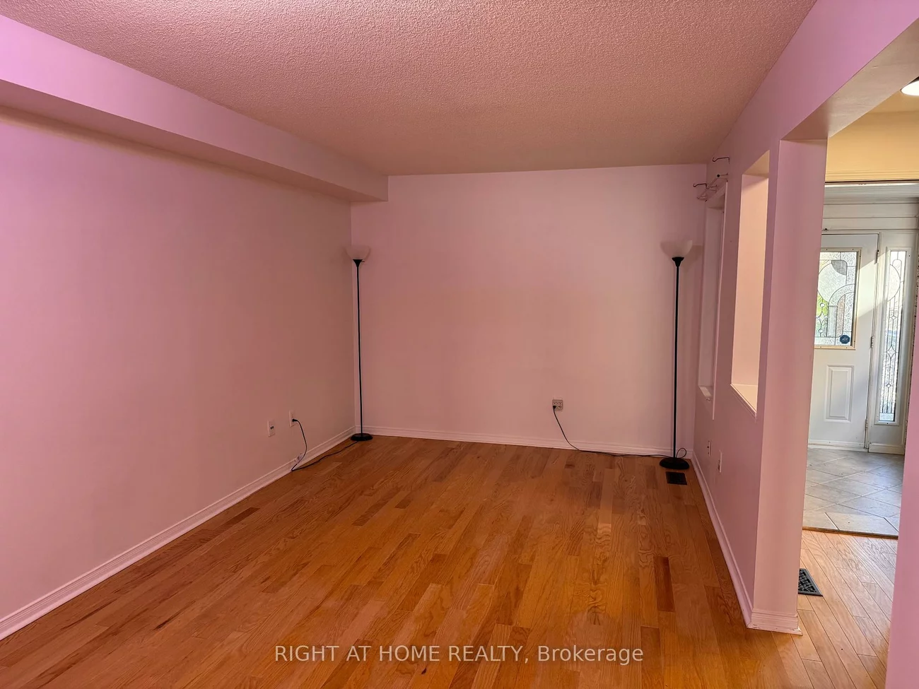 22, Tiller, Fletcher's Creek Village, Brampton