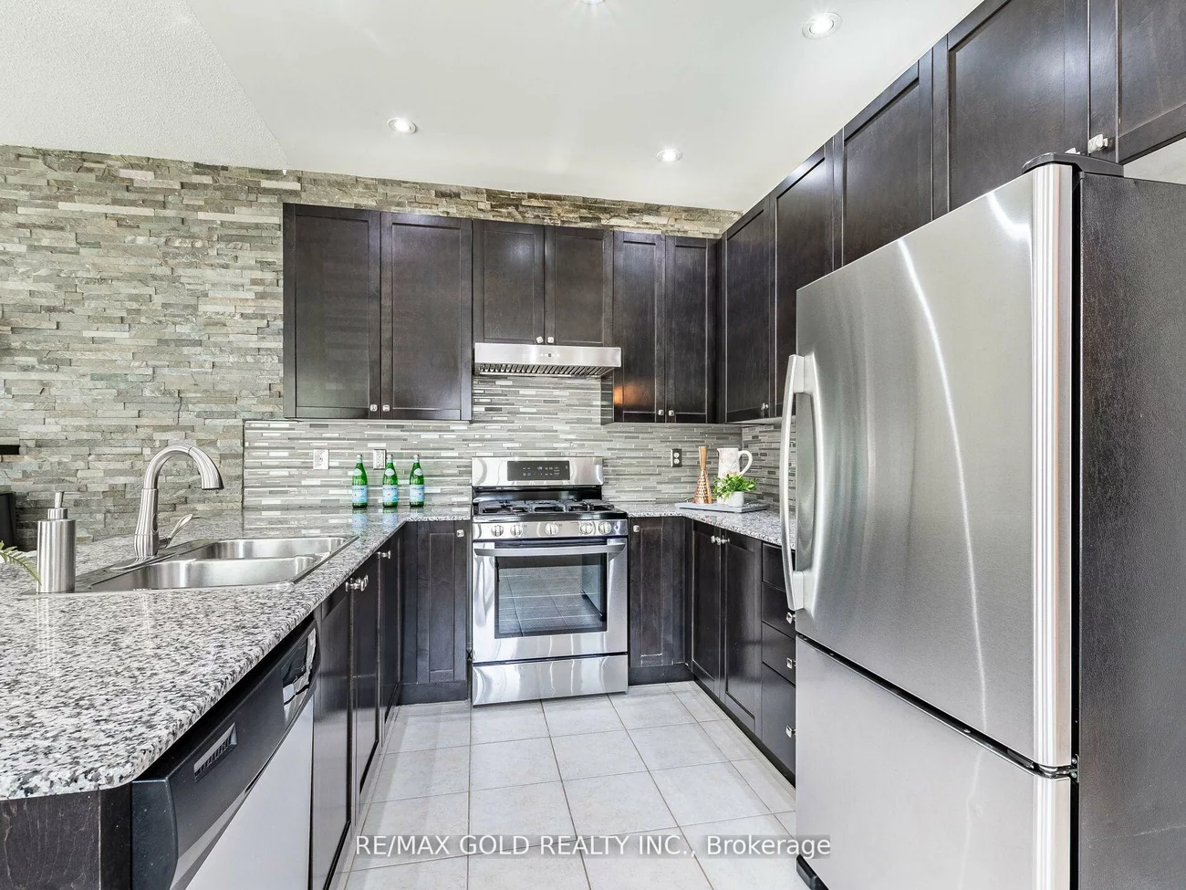 37, Kempenfelt, Northwest Brampton, Brampton