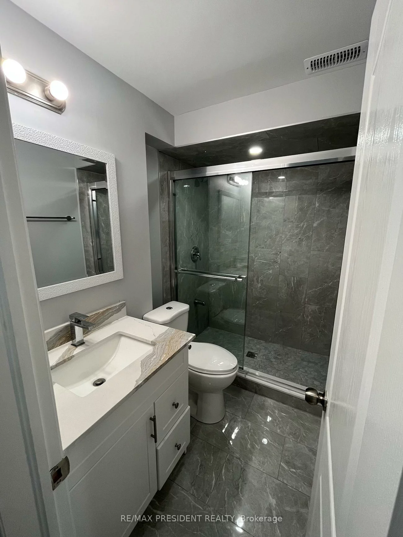 21, Horizon, Vales of Castlemore, Brampton