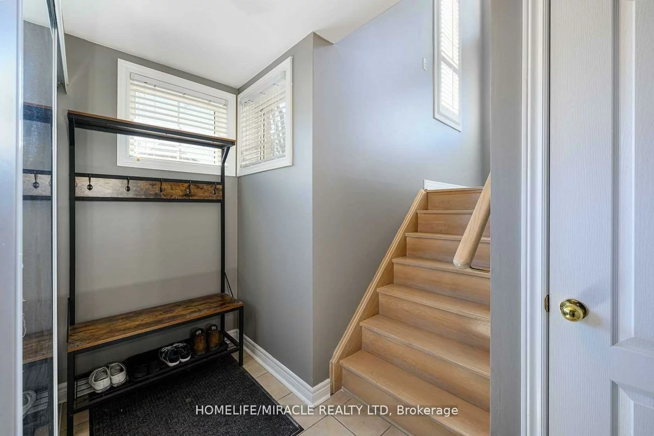 1, Ladywood, Snelgrove, Brampton