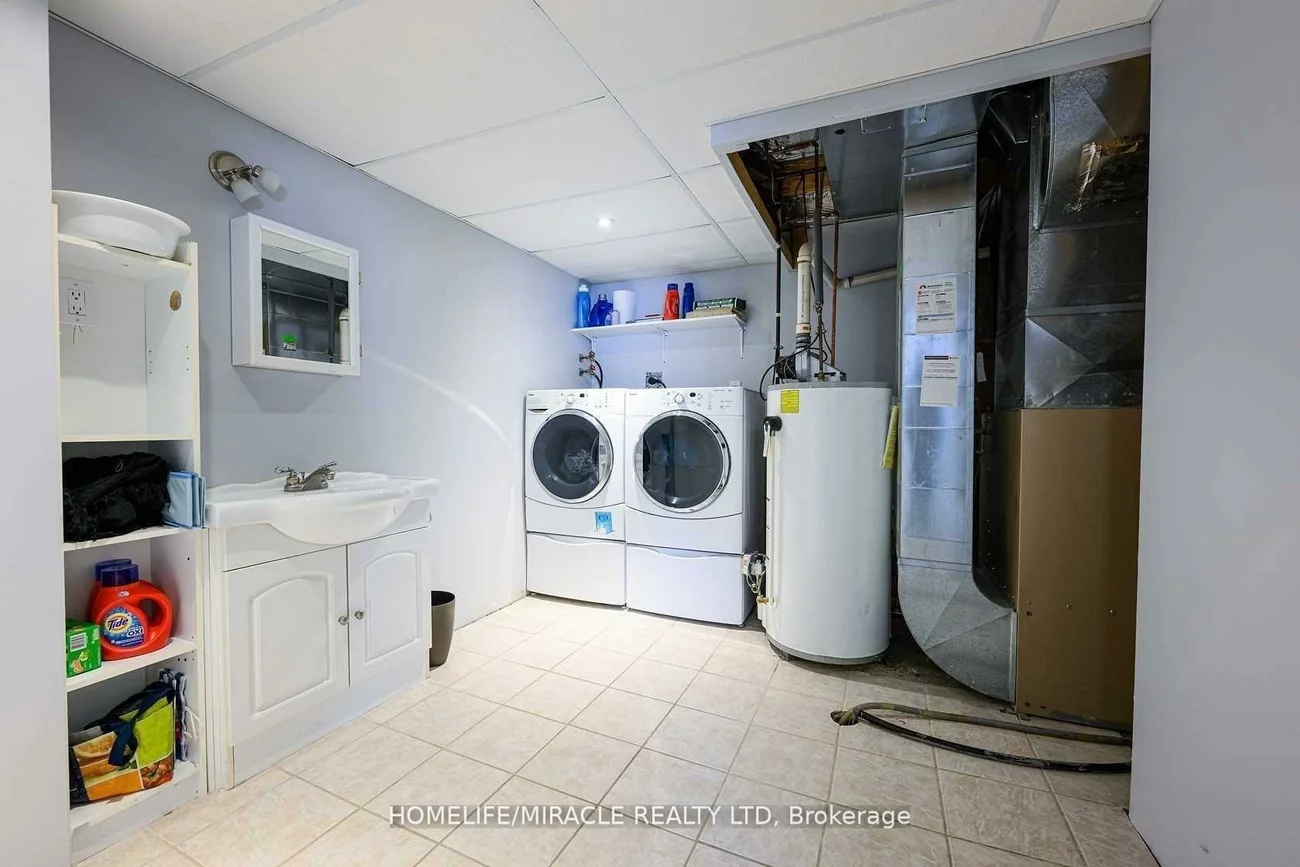 1, Ladywood, Snelgrove, Brampton