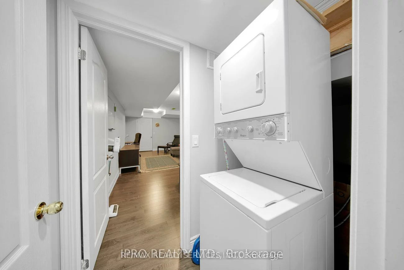 12, Goodsway, Northwest Brampton, Brampton