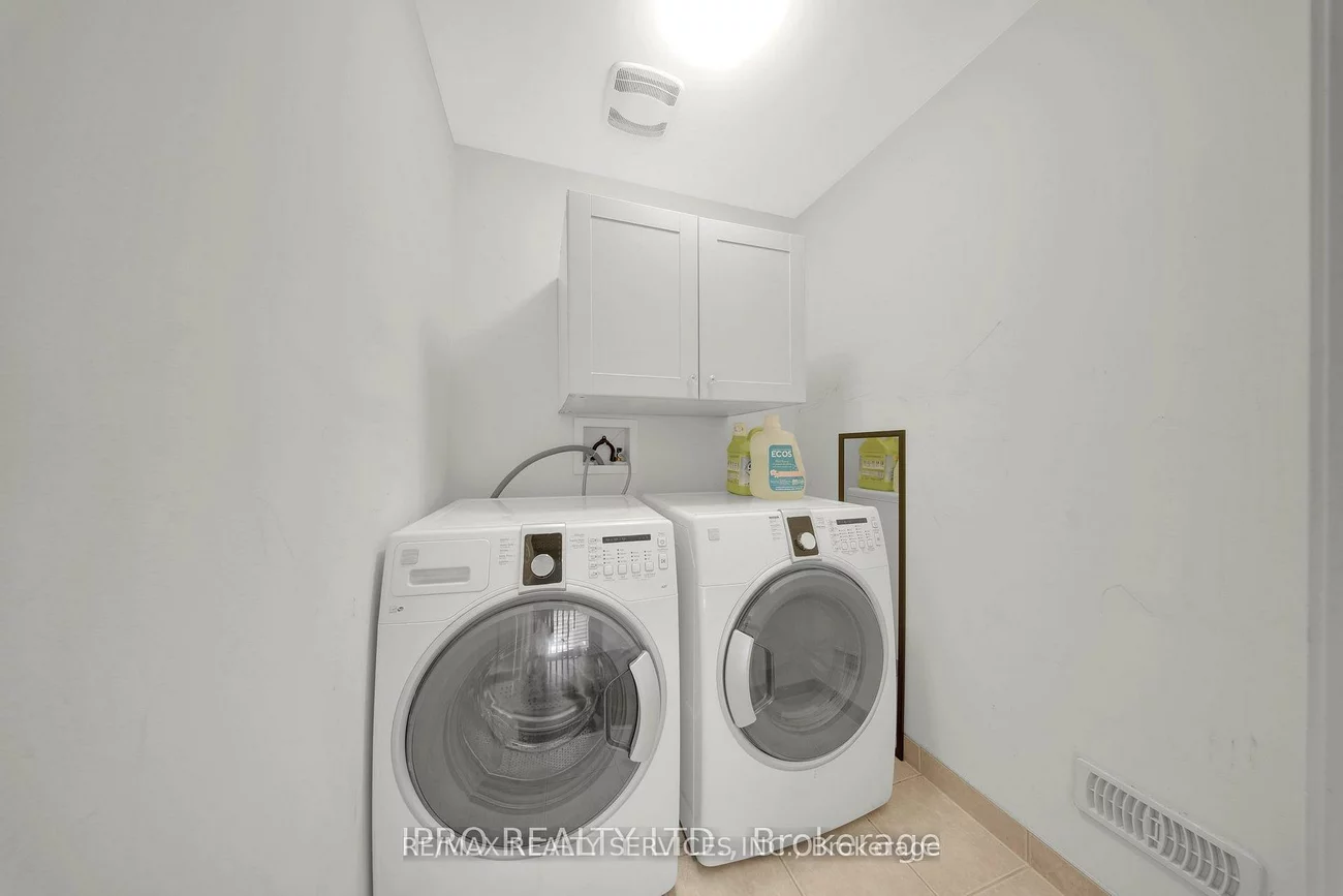 12, Goodsway, Northwest Brampton, Brampton
