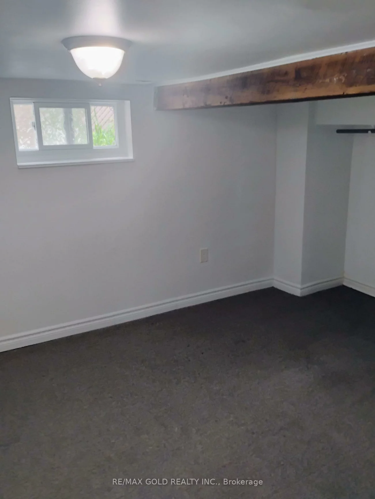 70, West, Downtown Brampton, Brampton