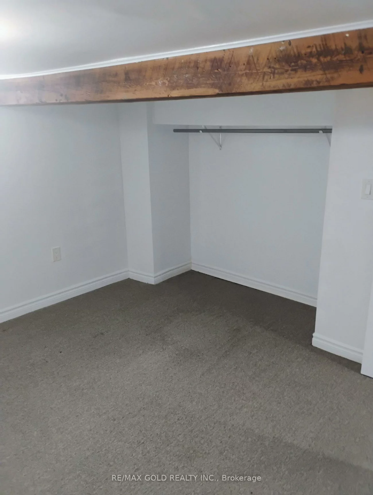 70, West, Downtown Brampton, Brampton