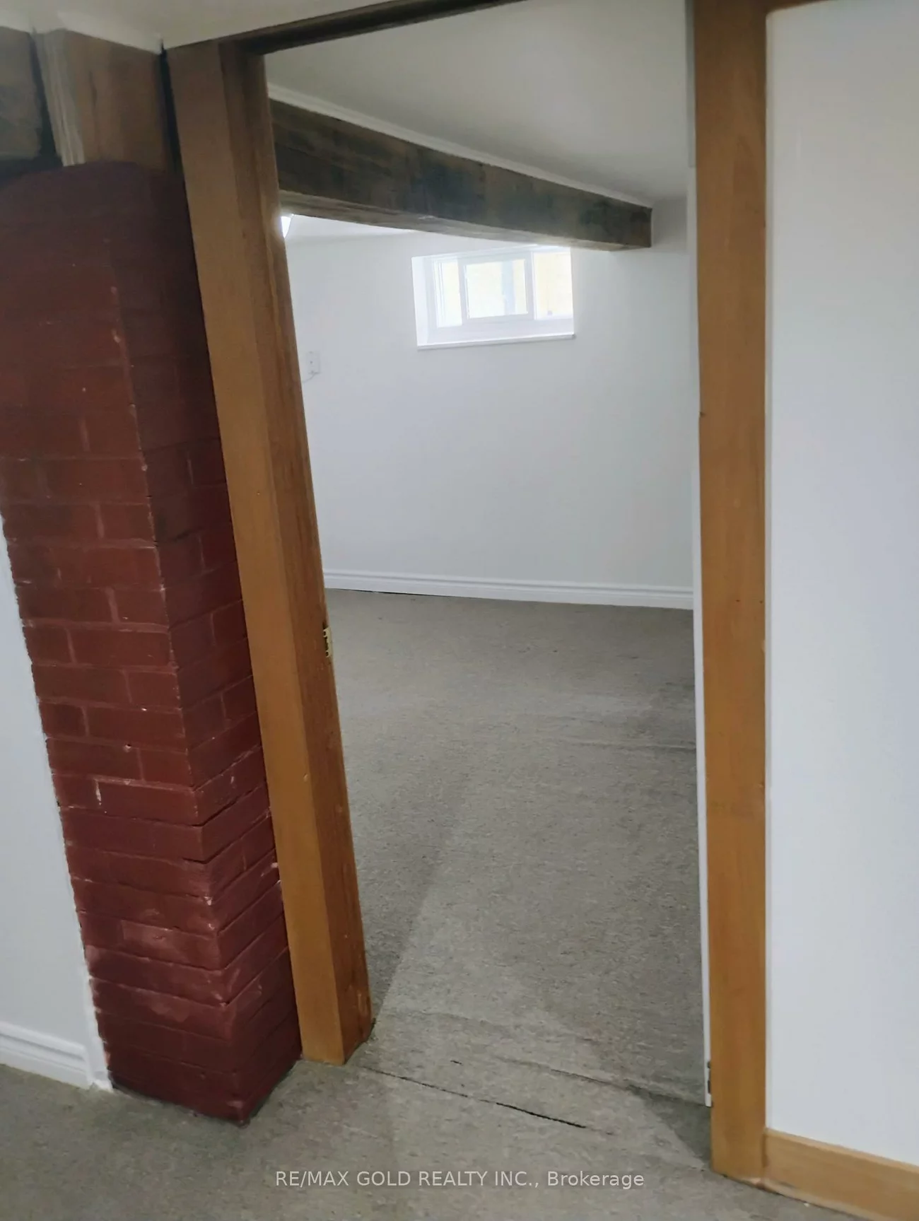 70, West, Downtown Brampton, Brampton