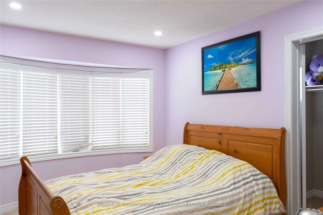 46, Fahey, Bram West, Brampton