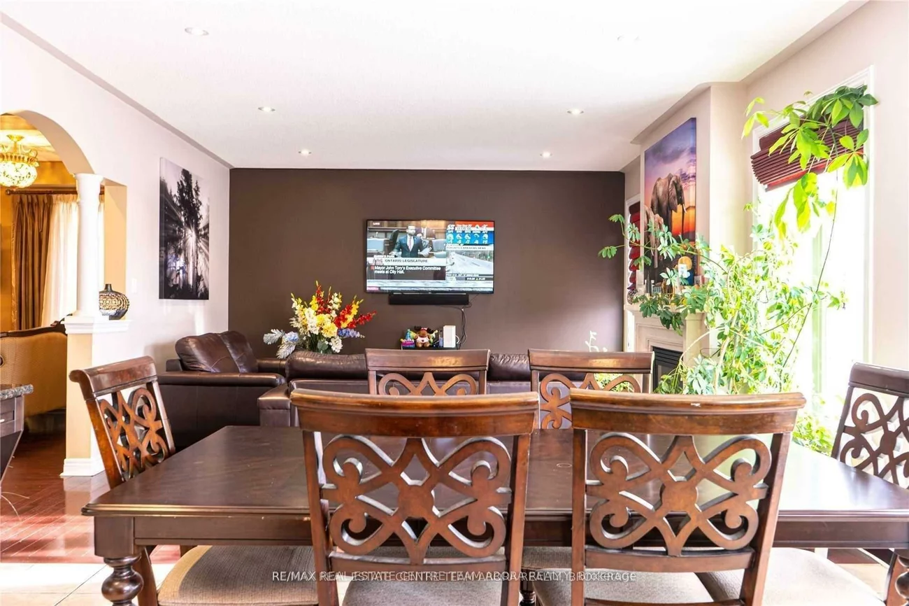 46, Fahey, Bram West, Brampton