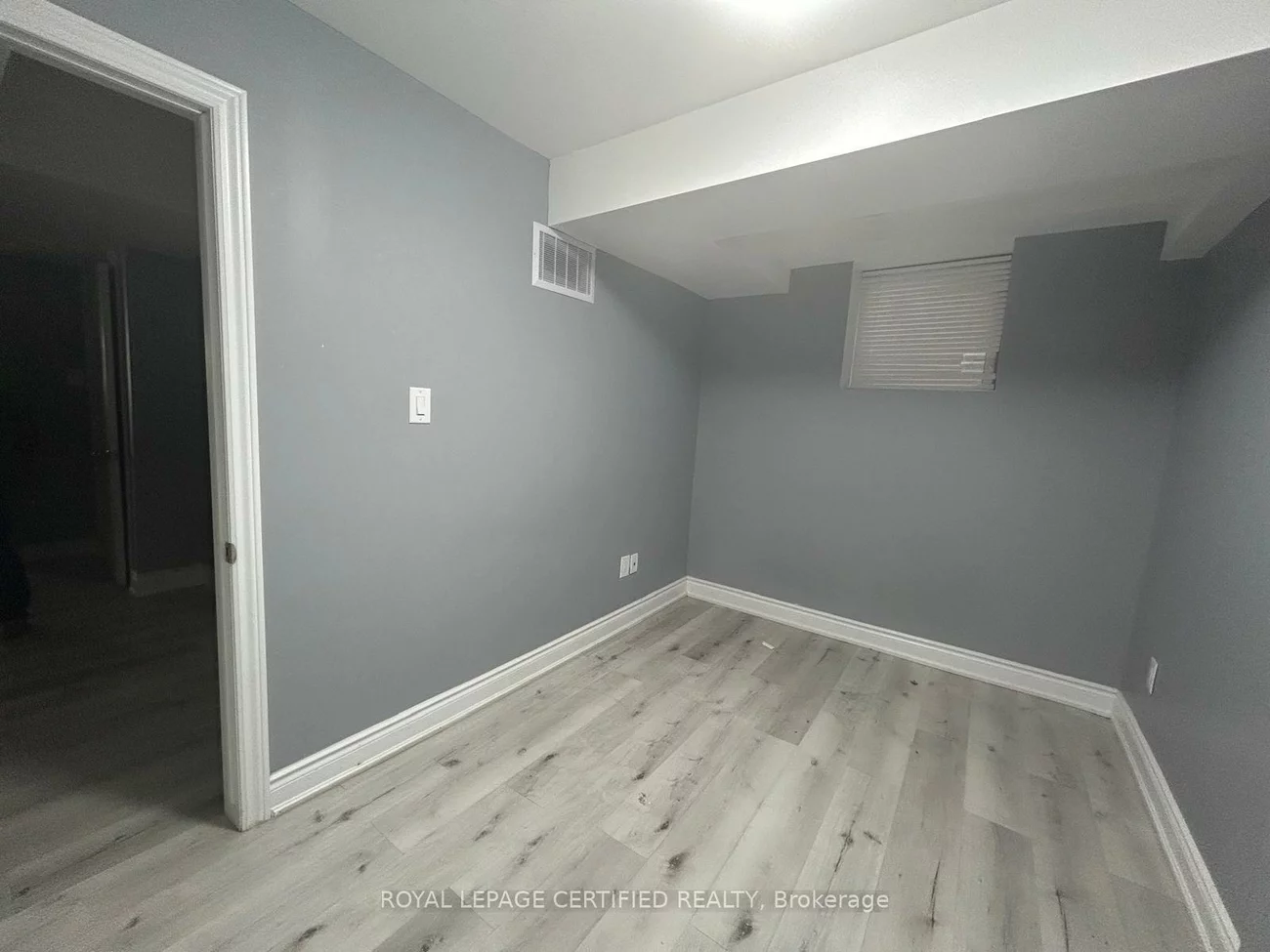 50, Dolobram, Northwest Brampton, Brampton
