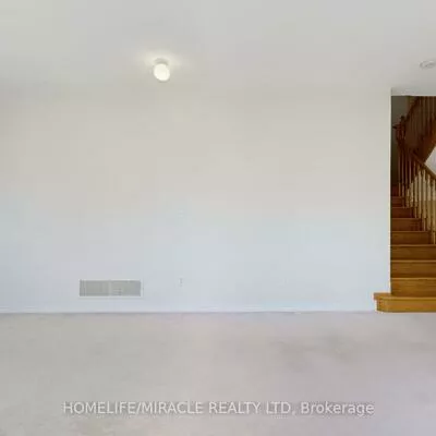 59, Commodore, Credit Valley, Brampton