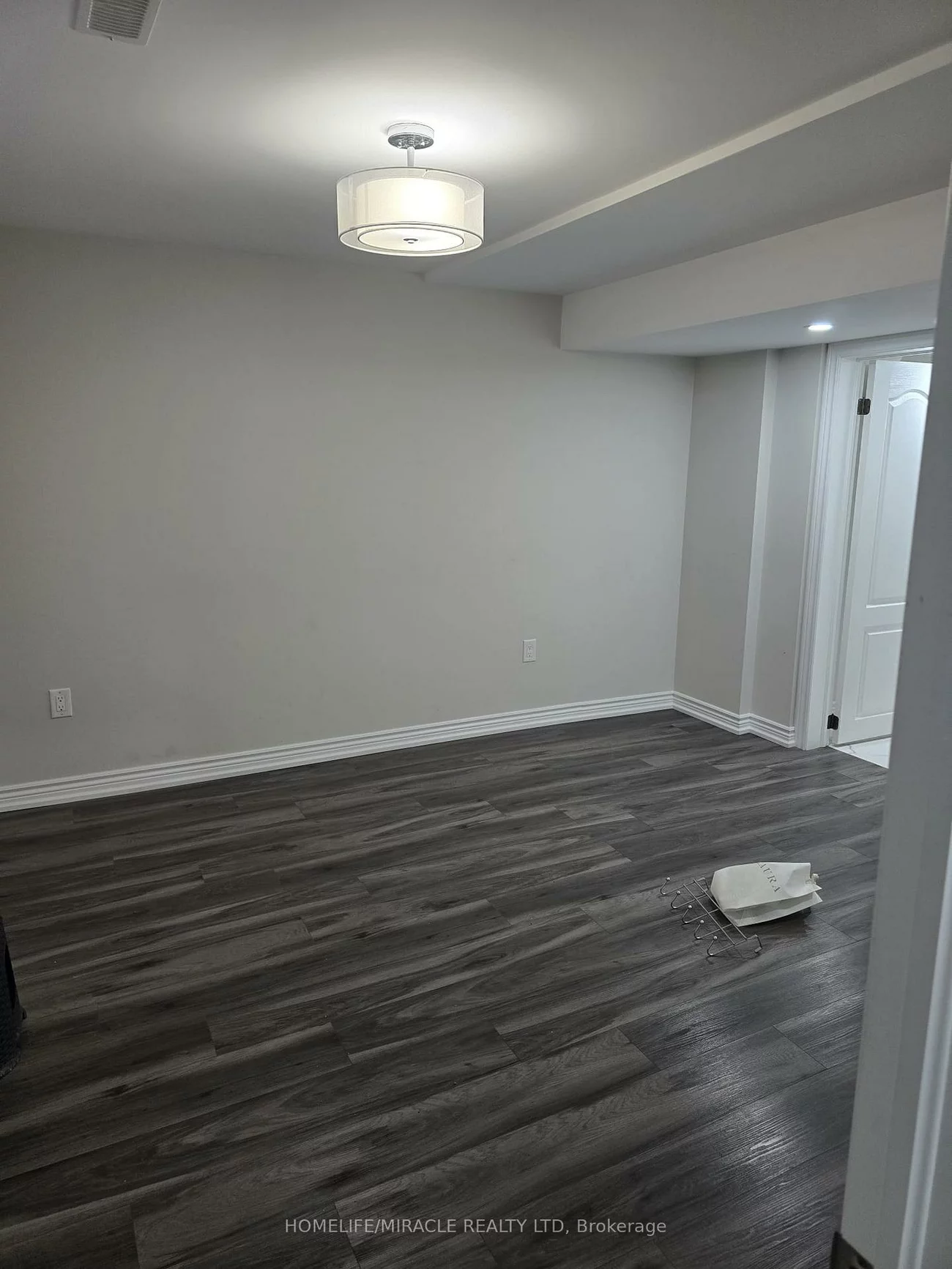 16, Hawtrey Rd (Basement), Northwest Brampton, Brampton