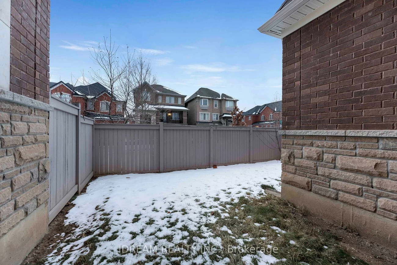 80, Fallmeadow, Credit Valley, Brampton