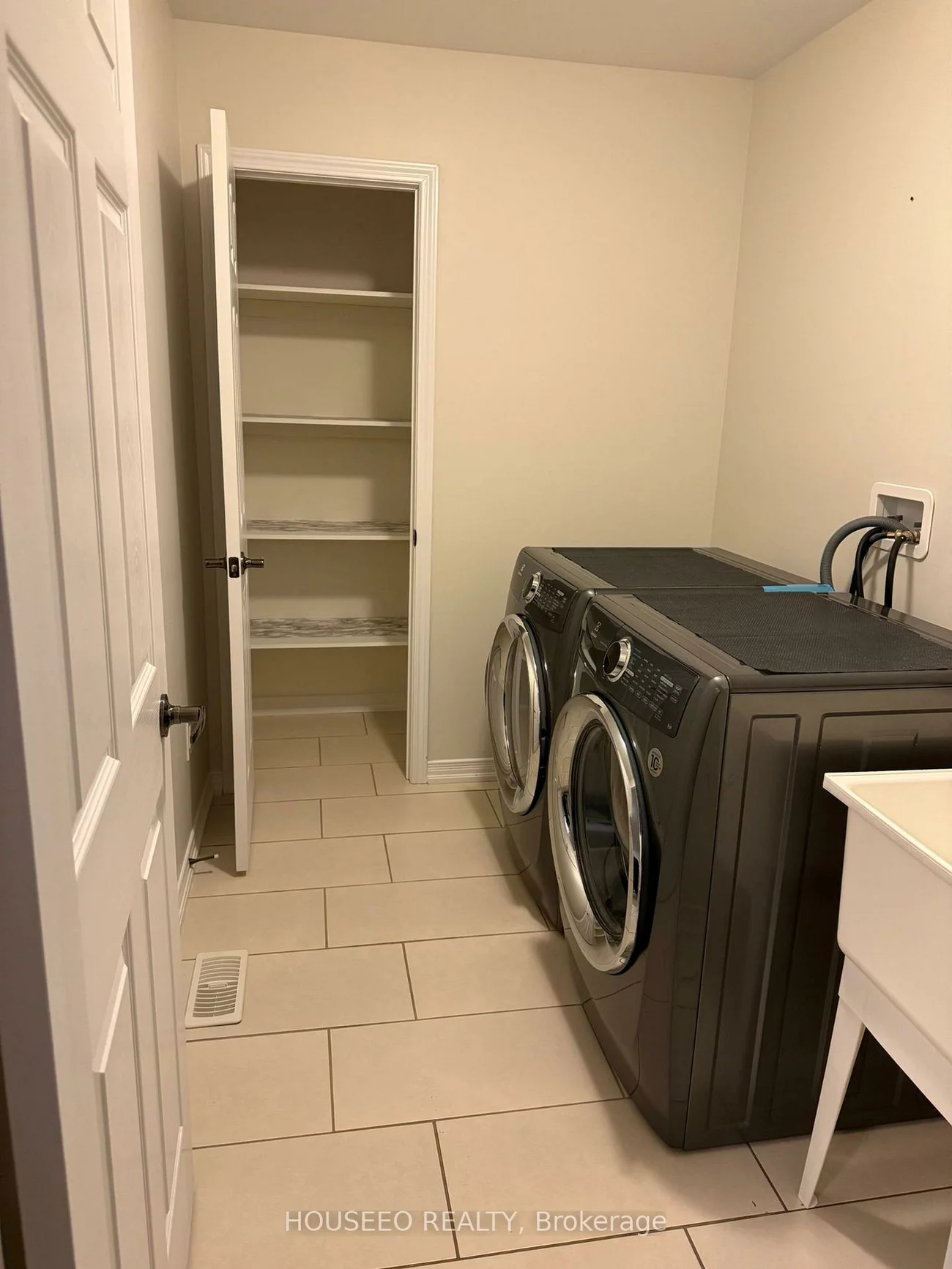 7, Fryent, Northwest Brampton, Brampton