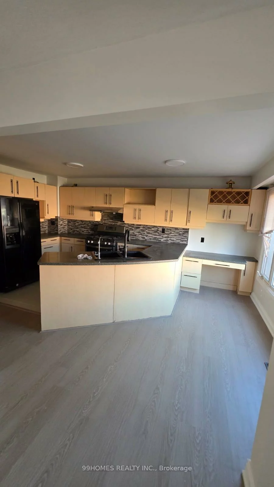 52, Nantucket, Westgate, Brampton