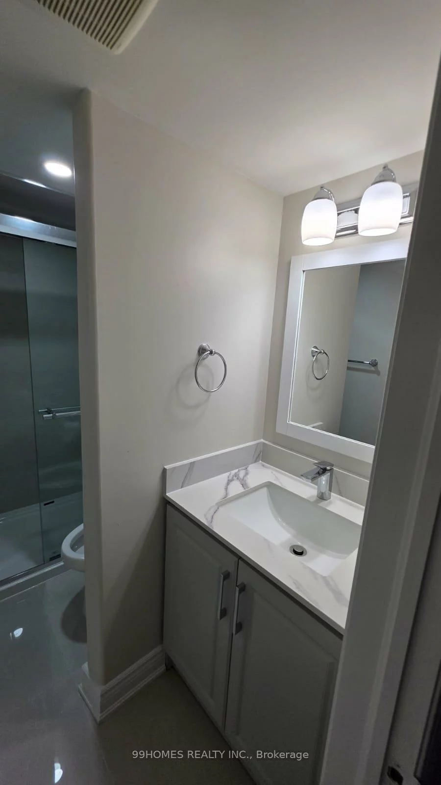 52, Nantucket, Westgate, Brampton