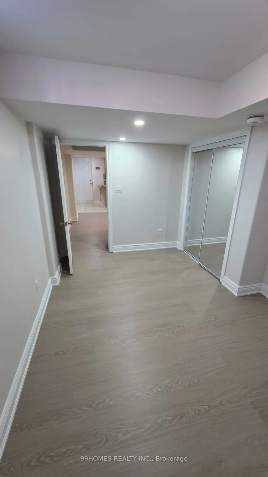 52, Nantucket, Westgate, Brampton