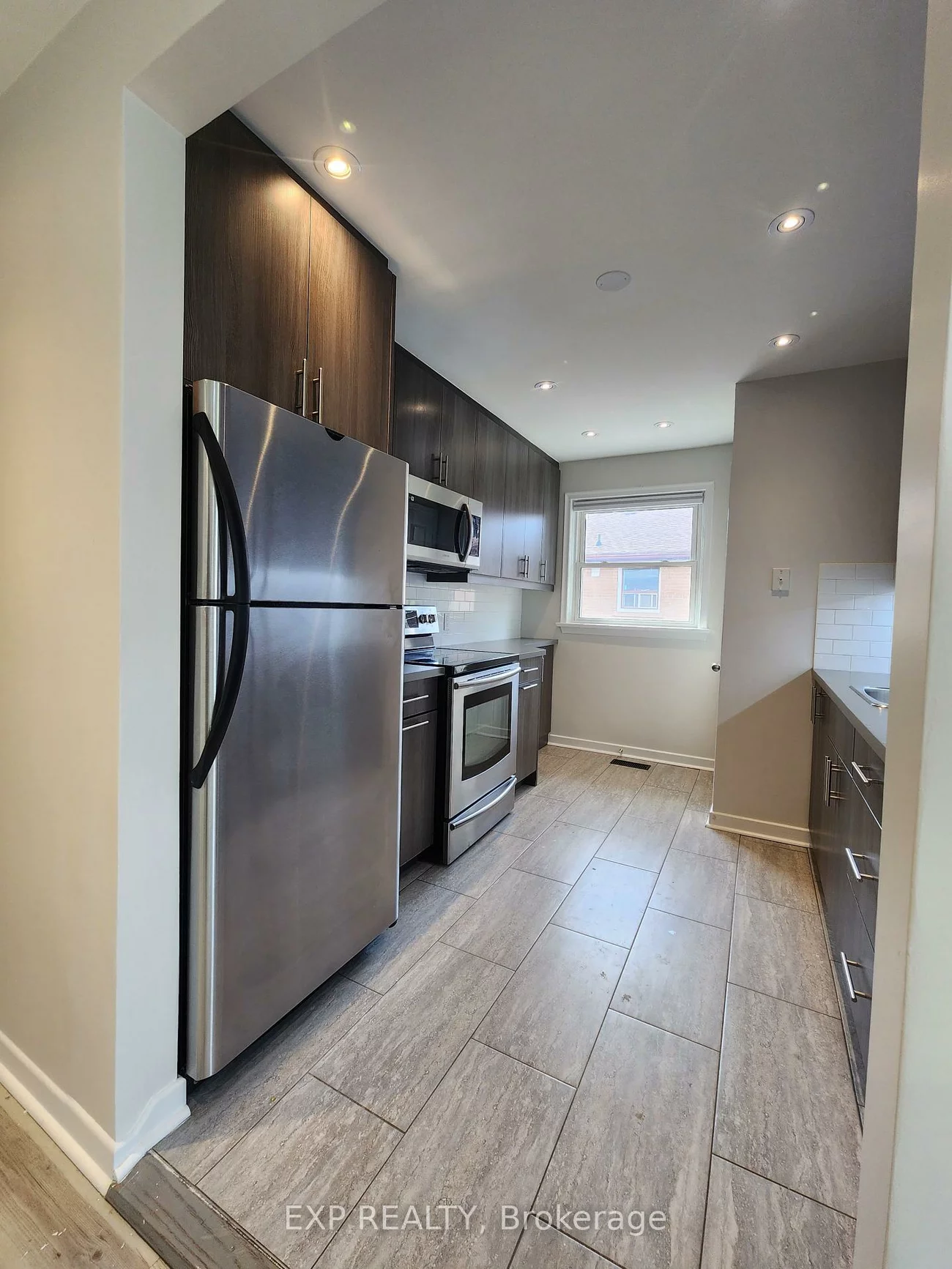 98, Corby, Brampton South, Brampton