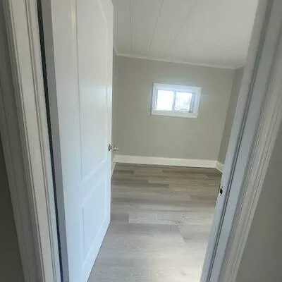 76, Nelson, Downtown Brampton, Brampton