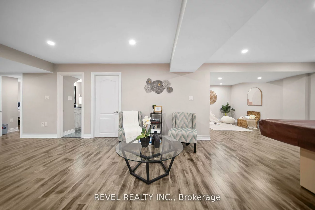 31, Saint Hubert, Vales of Castlemore North, Brampton