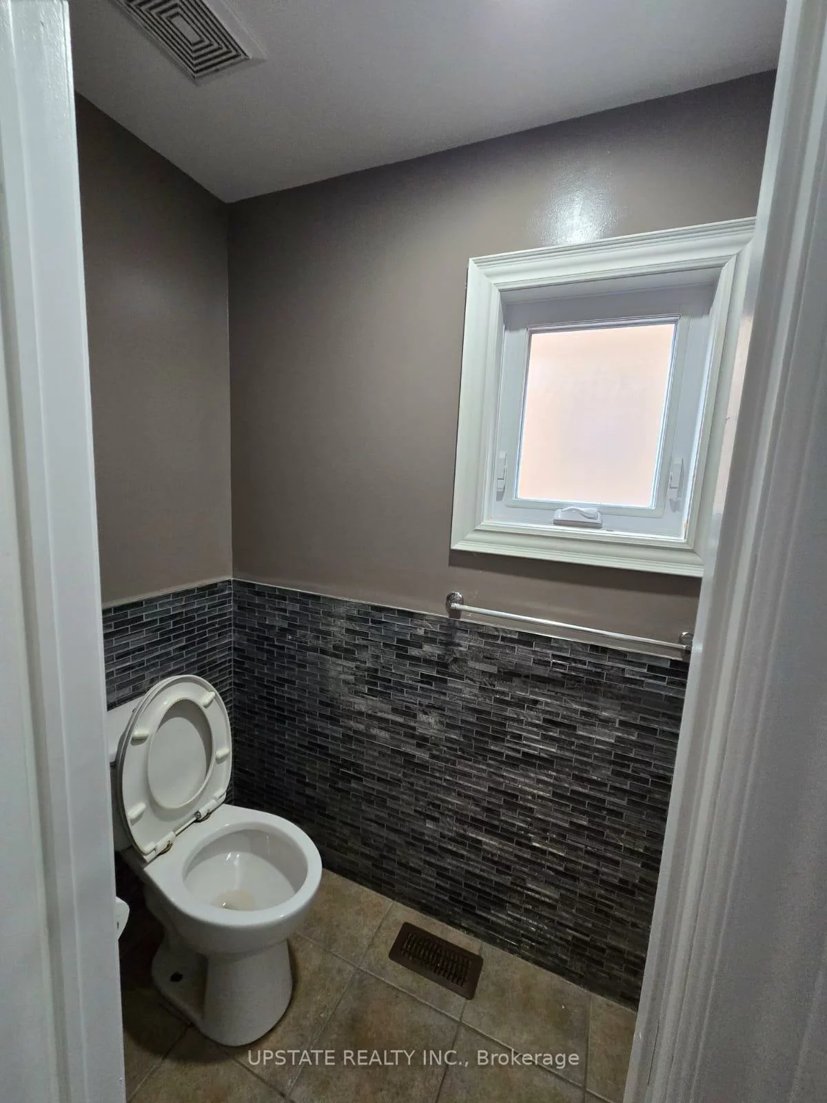 52, Sweet Clover, Sandringham-Wellington, Brampton
