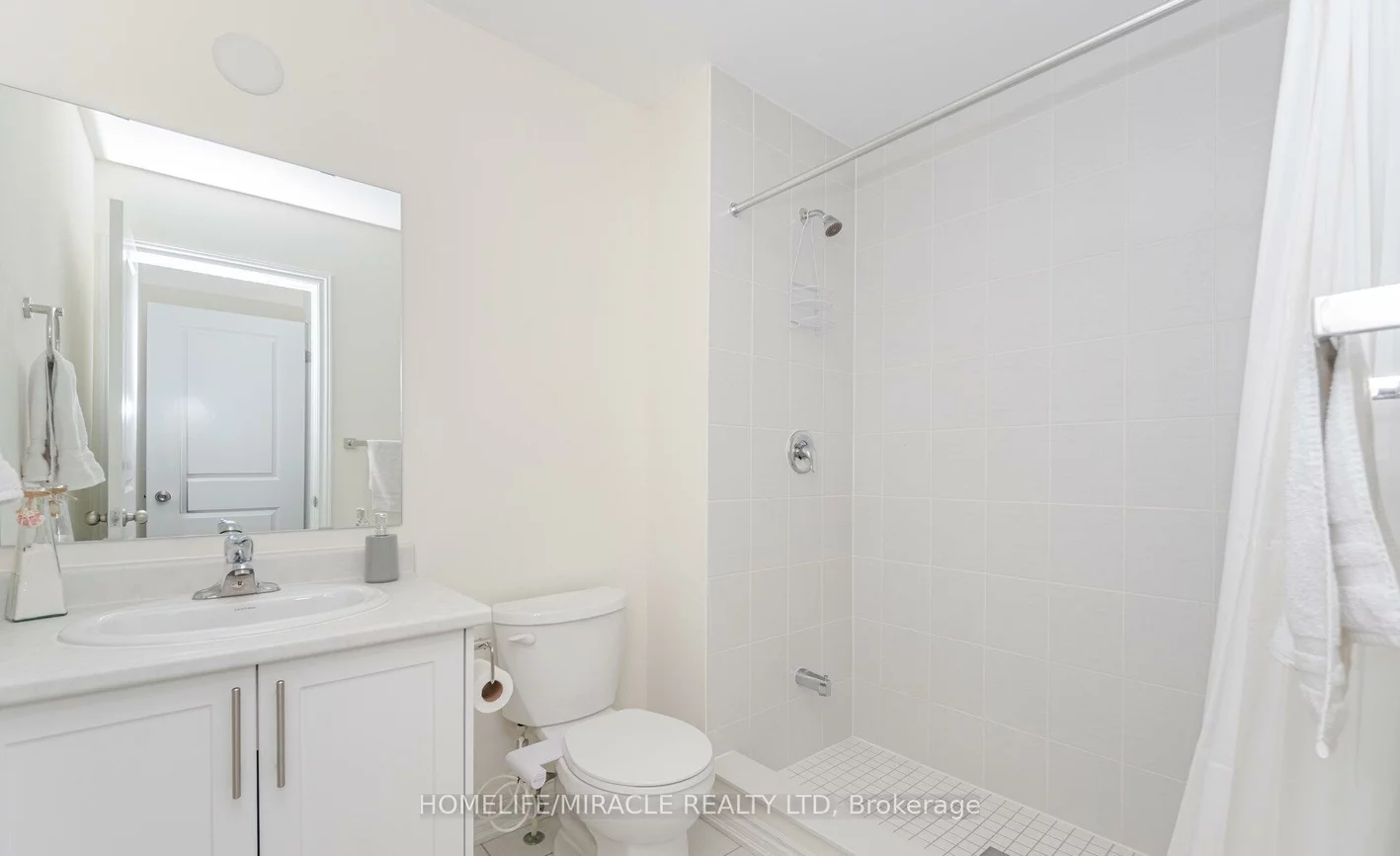7, Aldenham, Credit Valley, Brampton