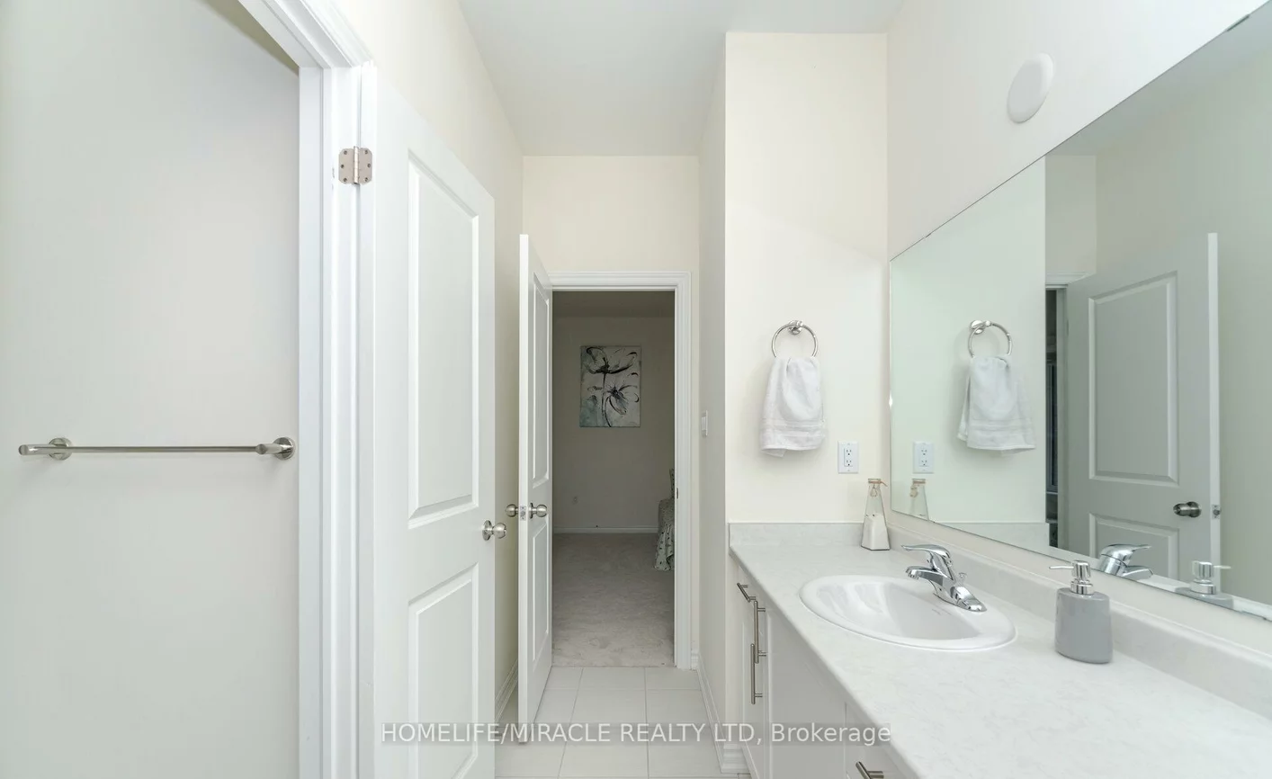 7, Aldenham, Credit Valley, Brampton