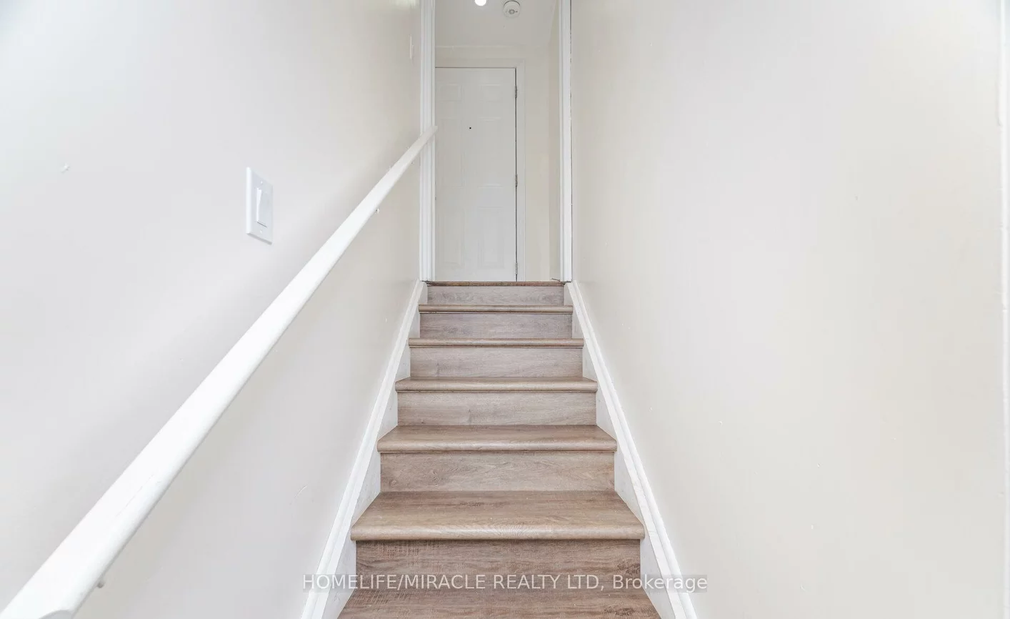 7, Aldenham, Credit Valley, Brampton