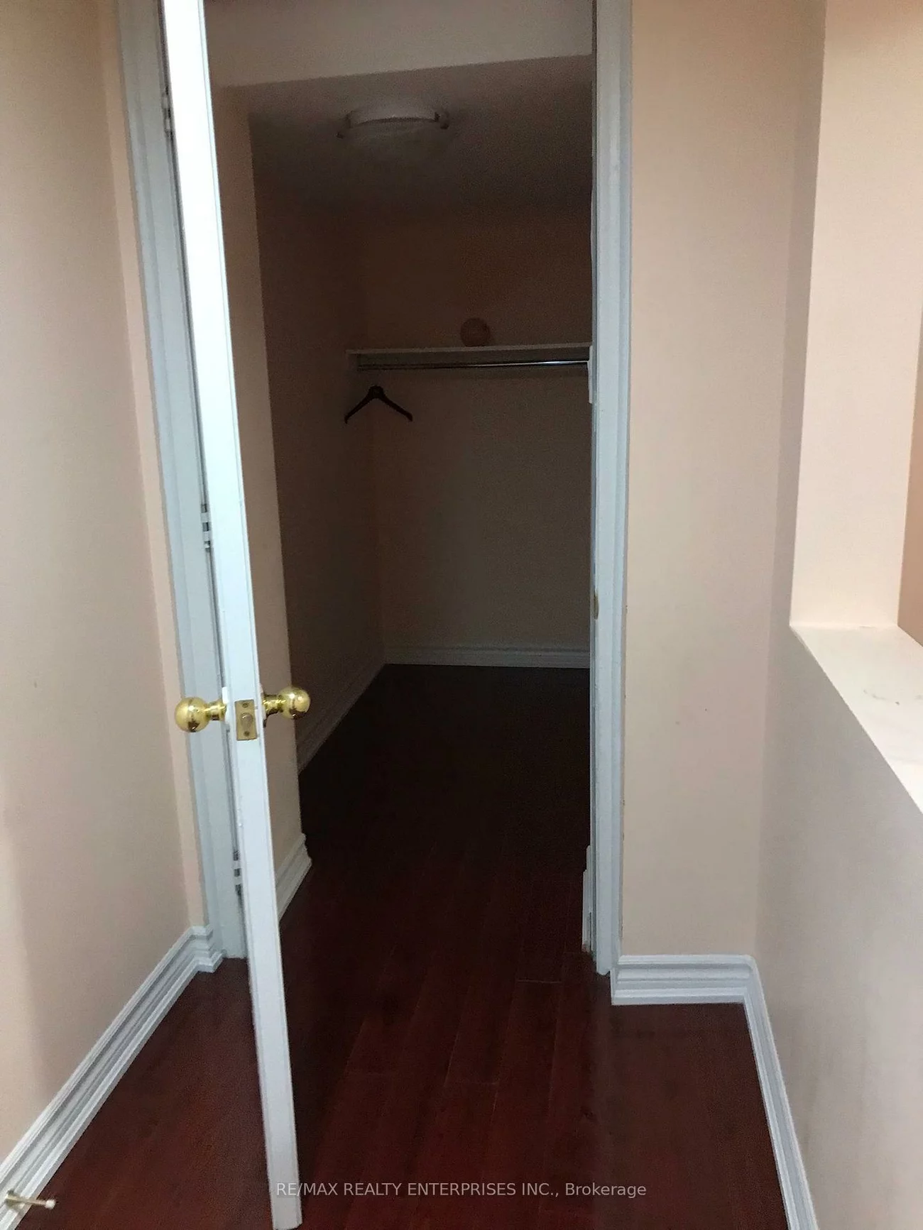 10, Chesterwood, Credit Valley, Brampton