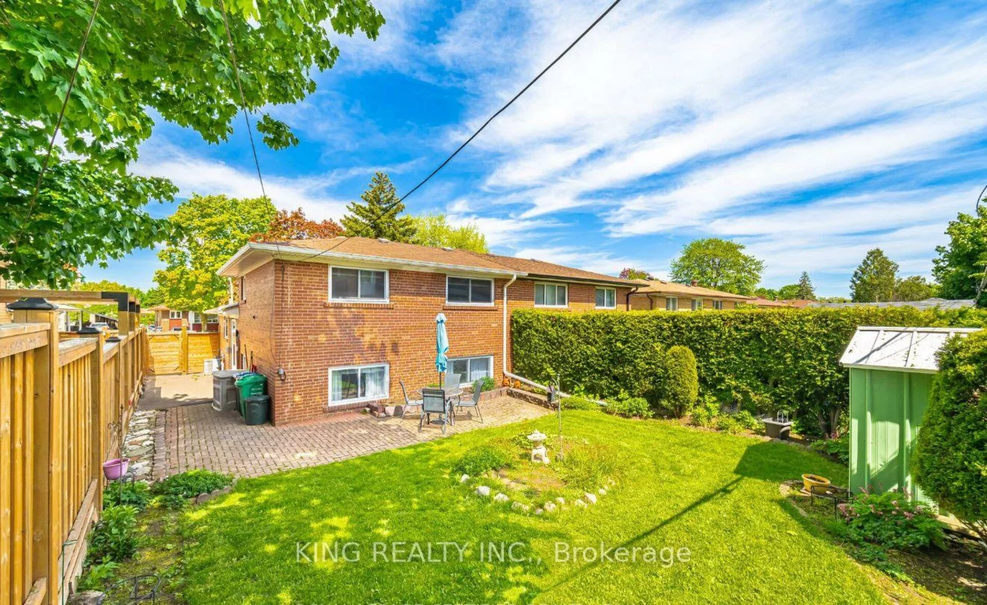 43, Grange, Northwood Park, Brampton