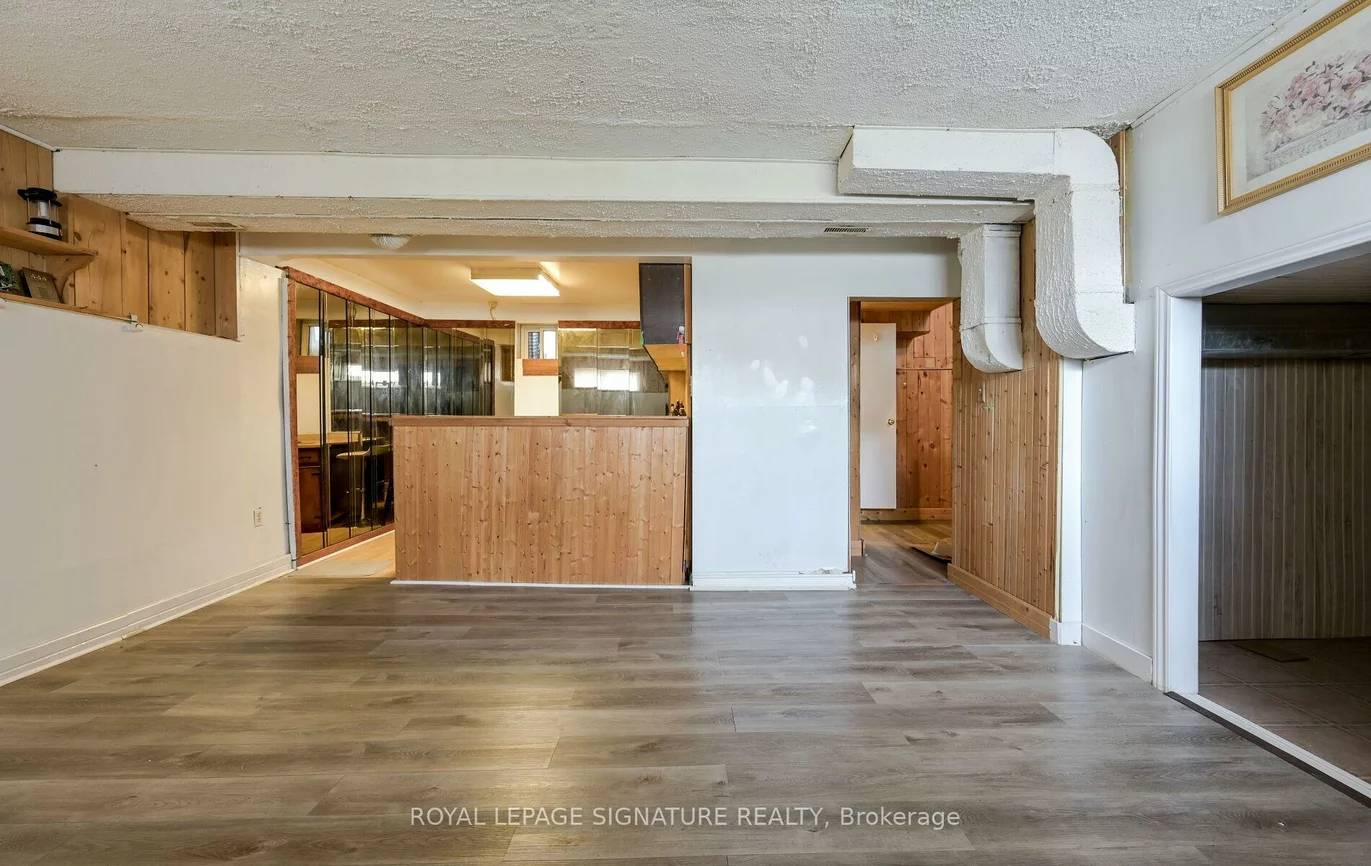 10, Heatherside, Central Park, Brampton