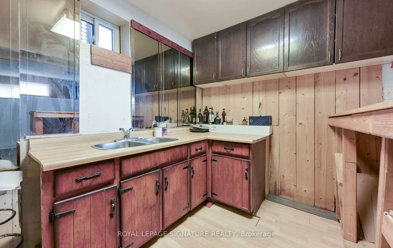 10, Heatherside, Central Park, Brampton