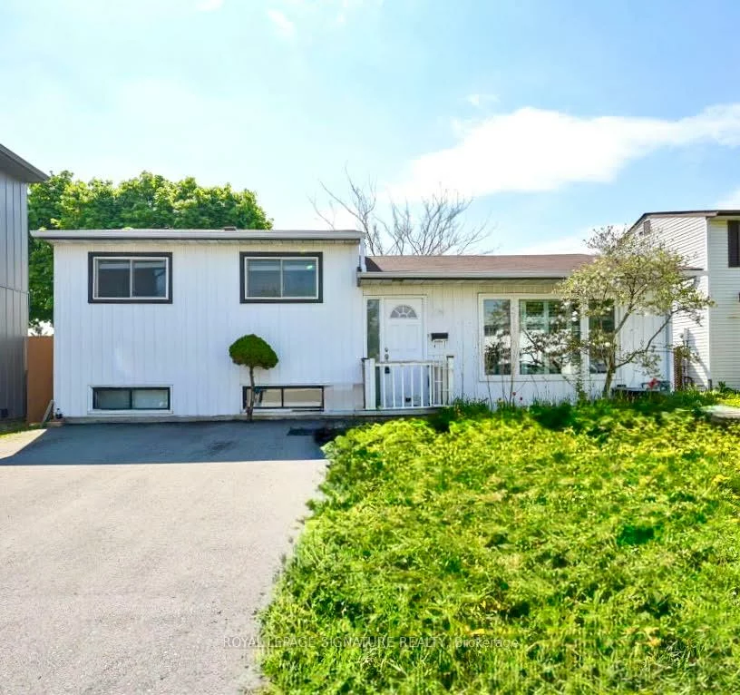 10, Heatherside, Central Park, Brampton