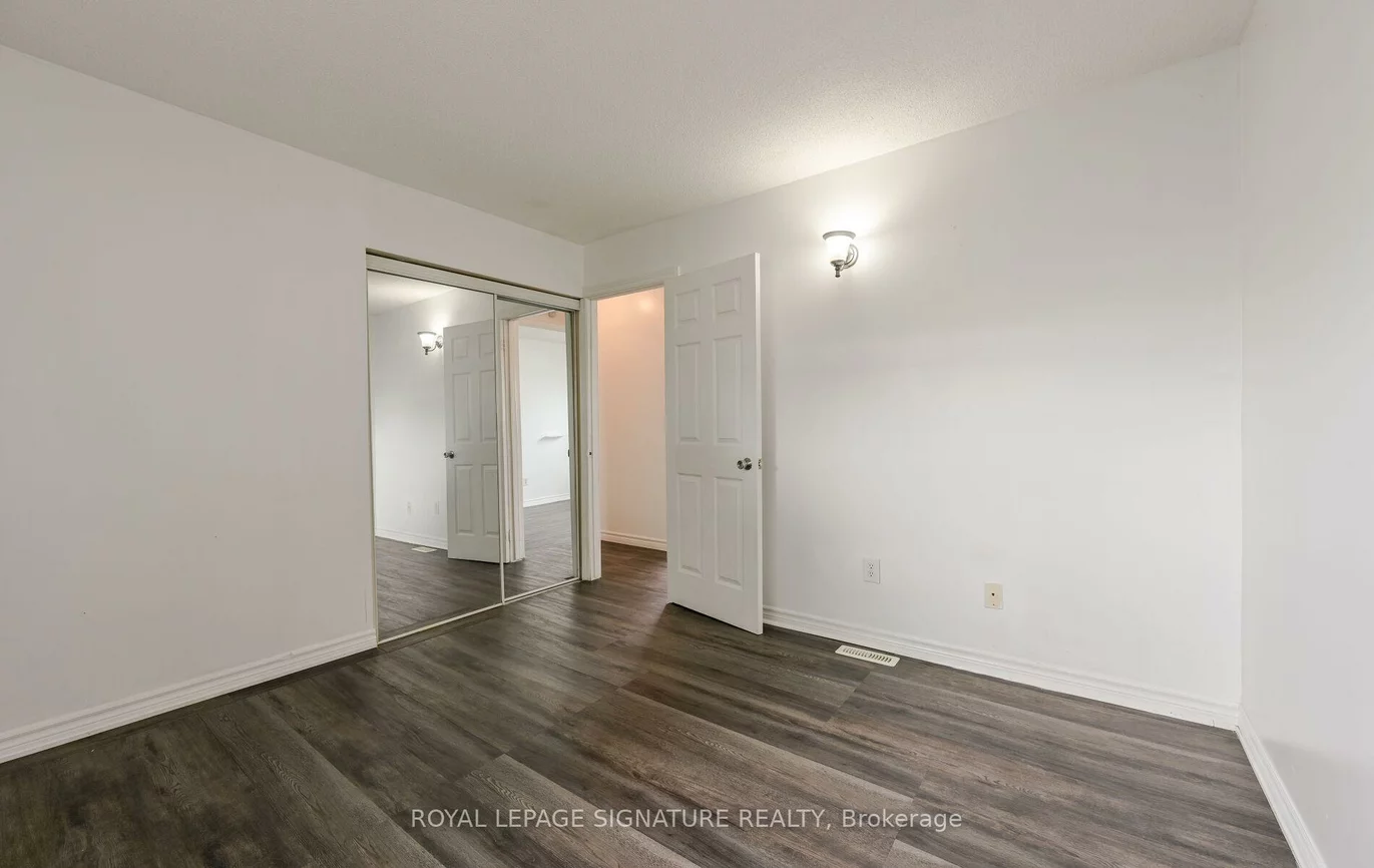 10, Heatherside, Central Park, Brampton