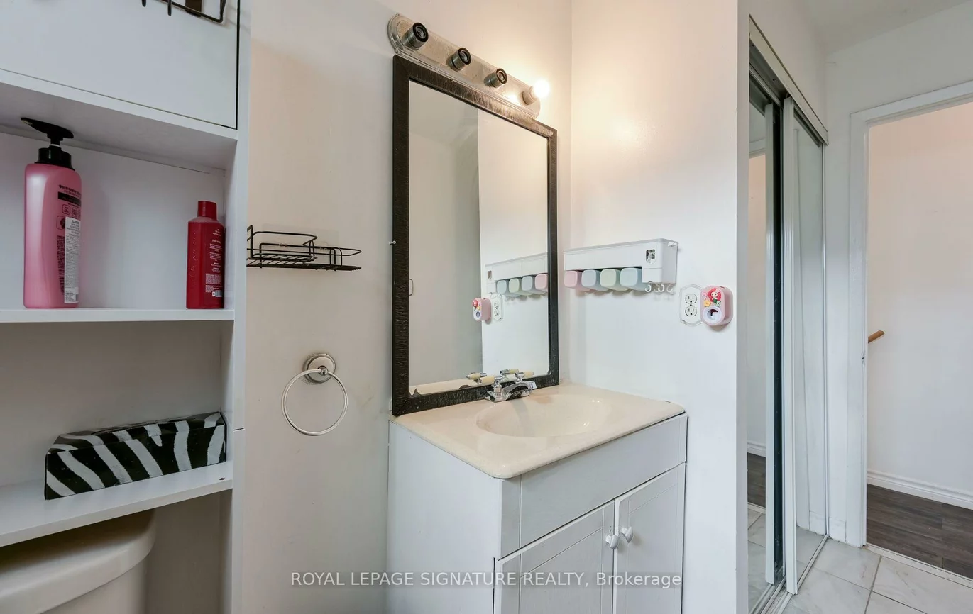 10, Heatherside, Central Park, Brampton