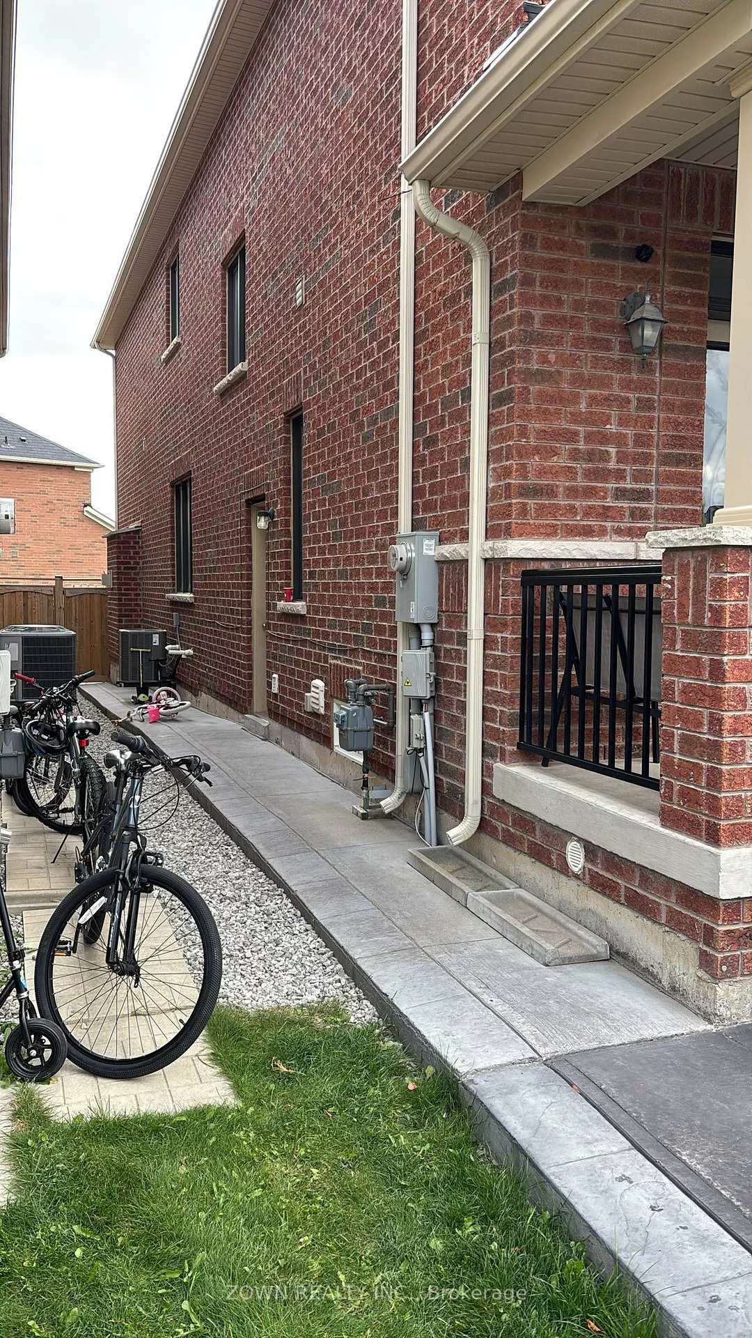 41, Edinburgh, Bram West, Brampton