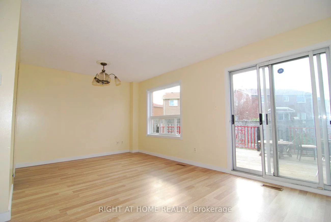 158, Toba, Heart Lake East, Brampton