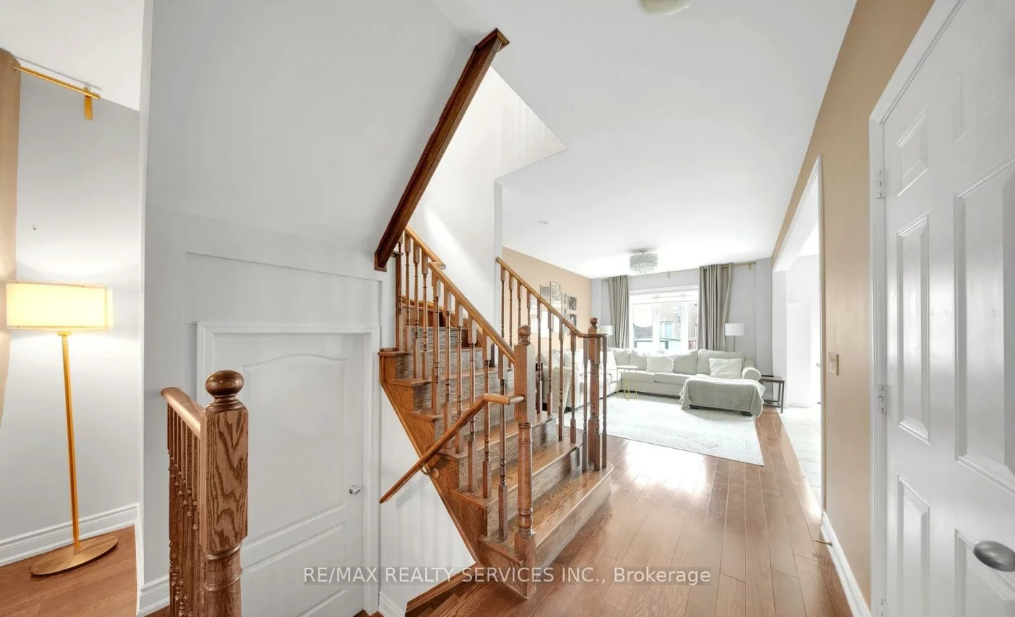 12, Goodsway, Northwest Brampton, Brampton