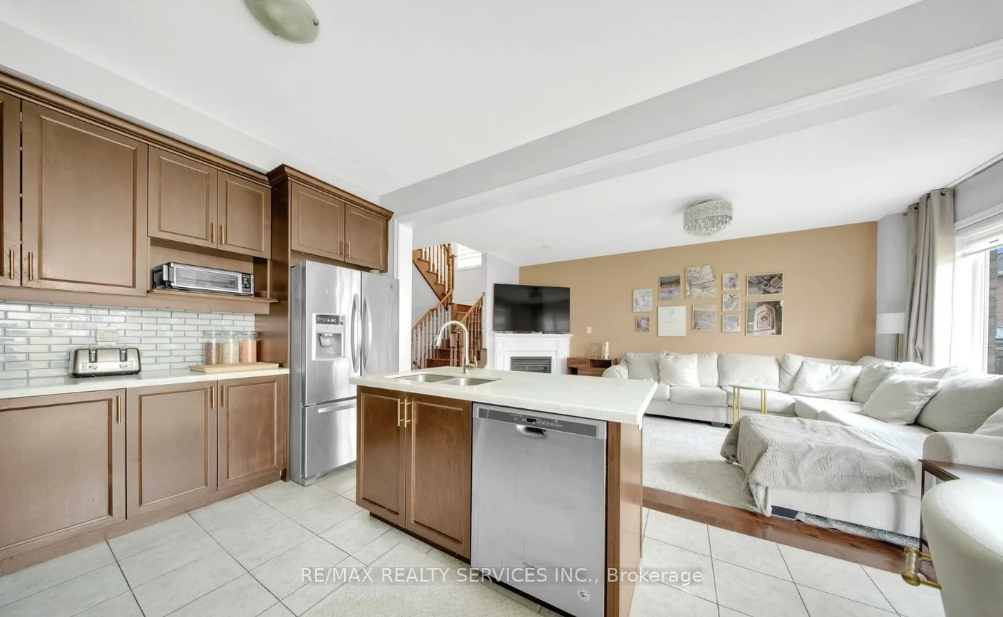 12, Goodsway, Northwest Brampton, Brampton