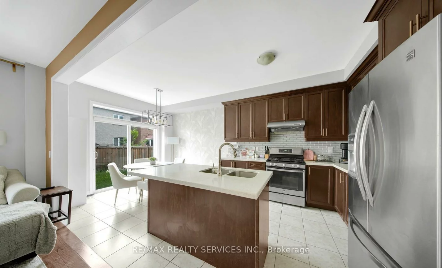 12, Goodsway, Northwest Brampton, Brampton