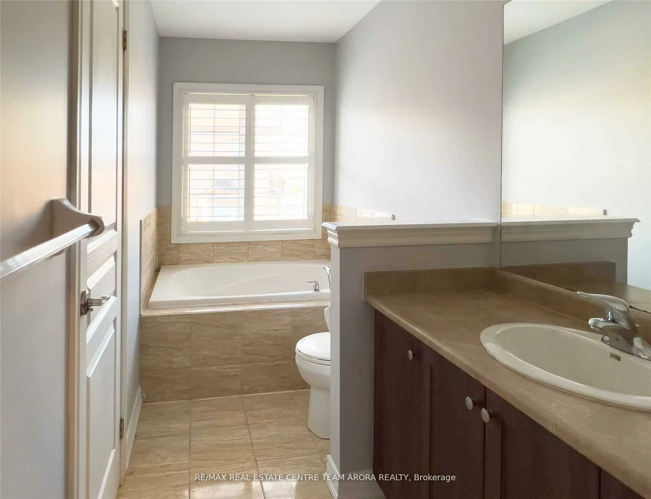 3, Chesterwood, Credit Valley, Brampton