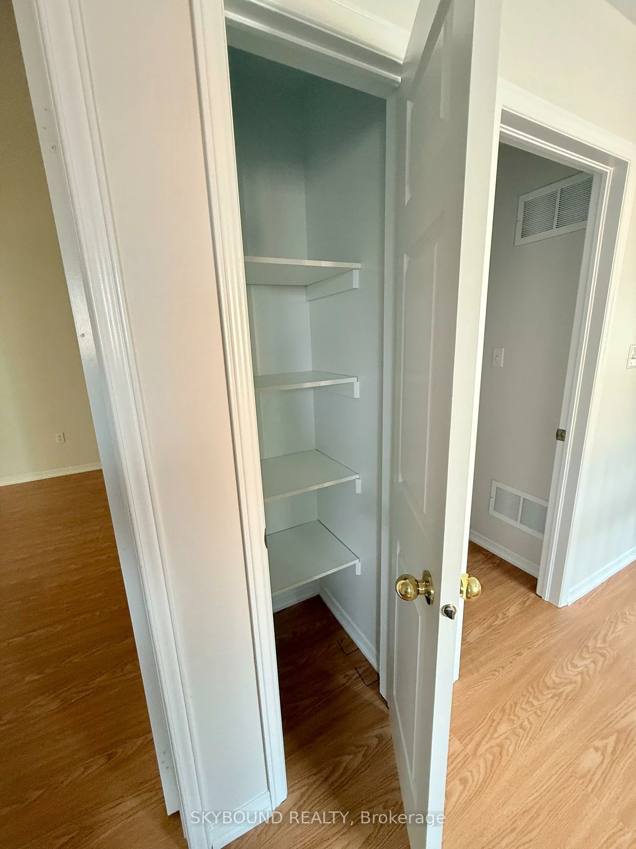 12, Sled Dog, Sandringham-Wellington, Brampton