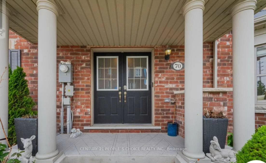 70, Hogan Manor, Northwest Brampton, Brampton